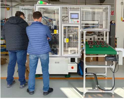 Δυναμικό εργαλείο Stator Winding Equipment Δύο πόλο 2 πόλος Παγκόσμιο Stator Winder προμηθευτής