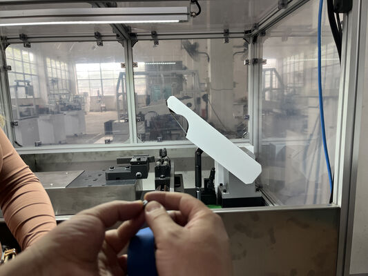 2.5Kw Armature Commutator Rotor Turning Machine One station Belt Press